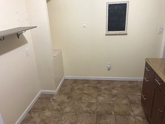 4th image of 4545 41st St APT 2R