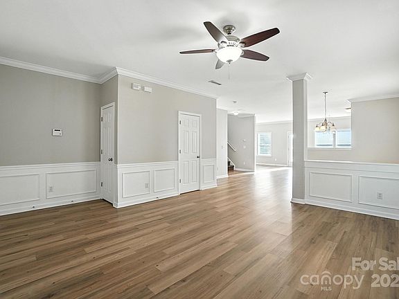 4th image of 11317 Deer Chase Ln