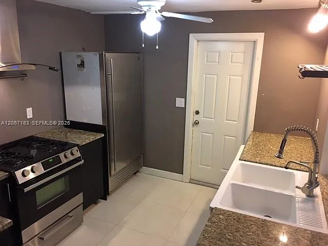 Sunrise Golf Village — Photo 4