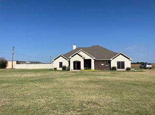 9921 Center Dr, Vernon, TX 76384