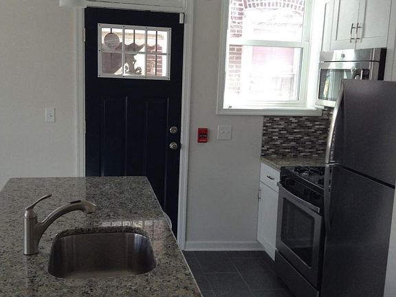 3rd image of 5239 Wissahickon Ave #2B