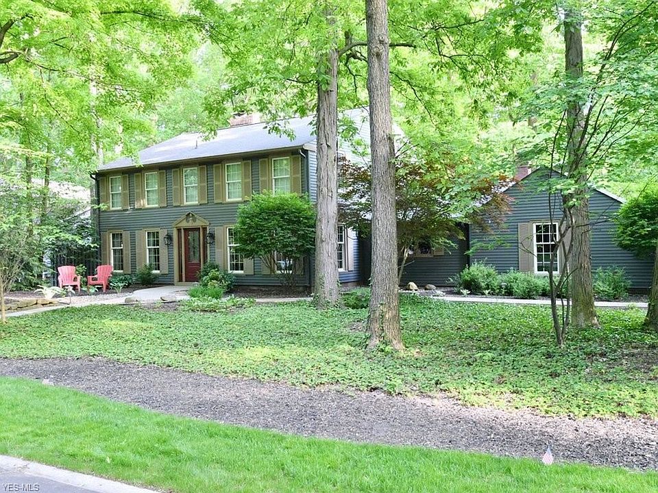 1st image of 19615 Tanbark Ln