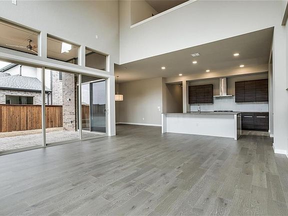 4th image of 4019 Heatherton Dr