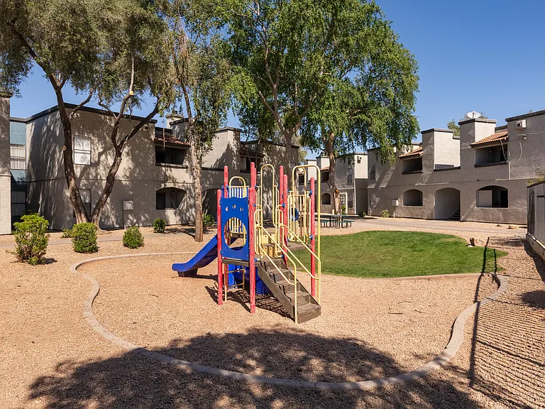 Stonybrook Apartments — Photo 19
