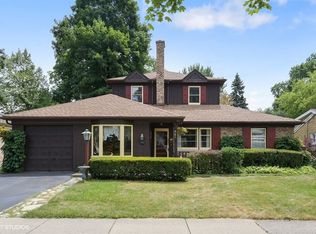 901 E Euclid Ave, Arlington Heights, IL 60004