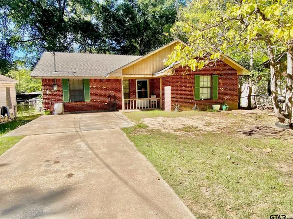 809 S Cedar St, Crockett, TX 75835