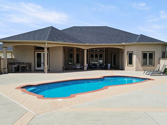 5th image of 247 Taylor Cir