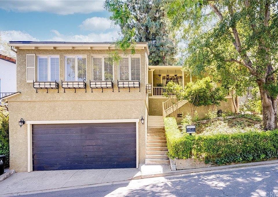 1st image of 3315 Oak Glen Dr