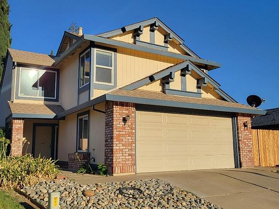 2nd image of 9431 Soaring Oaks Dr