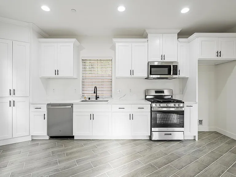 915 E Central Ave #2 — Photo 5