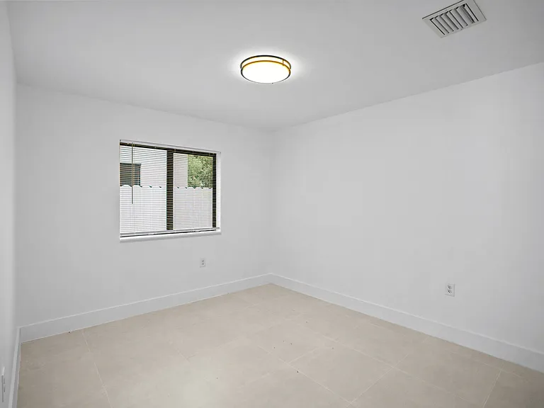 5817 NW 30th Ave #5817 — Photo 19
