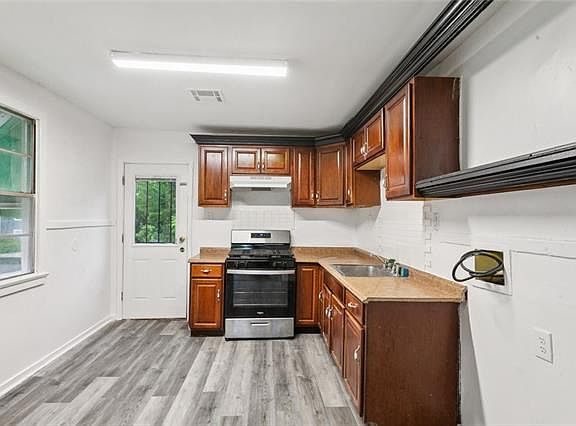 5th image of 1656 Lafreniere St