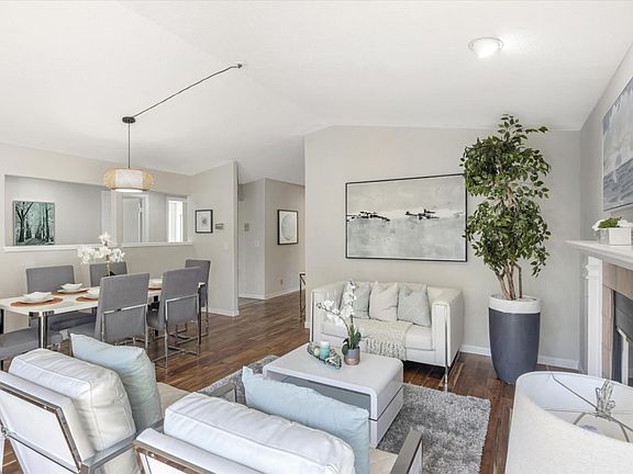 4th image of 2955 Sunnybank Ln