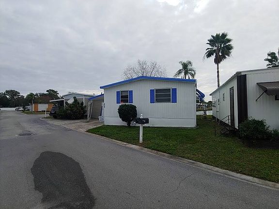 2nd image of 4000 24th St N #618