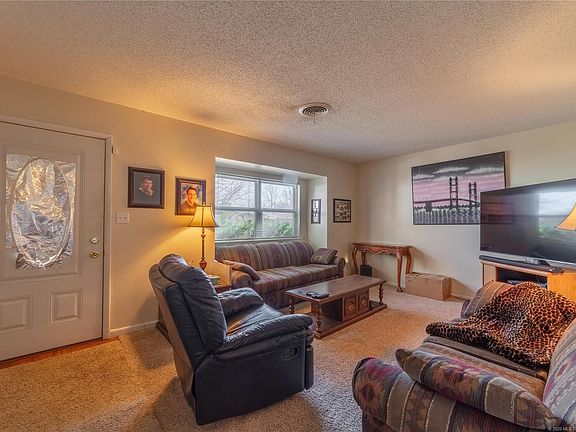 4th image of 2113 Northgate Ave