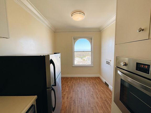5th image of 3401 Clay St APT 703