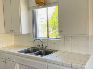 7322 Variel Ave APT 7, Canoga Park, CA 91303