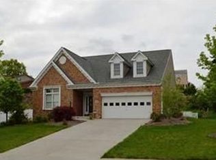 1150 Snee Dr, Bethel Park, PA 15102
