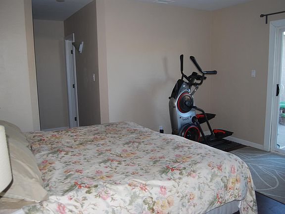 5th image of 5110 Leo St
