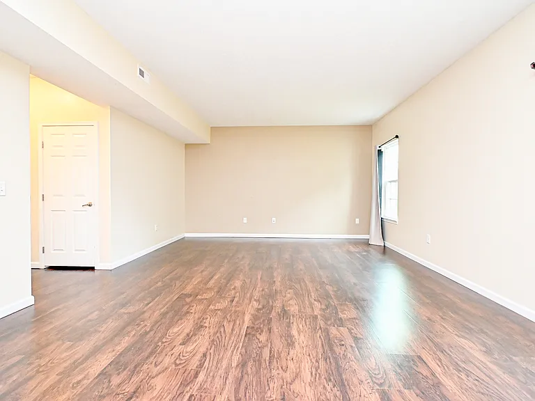 8453 Forest Valley Dr — Photo 20