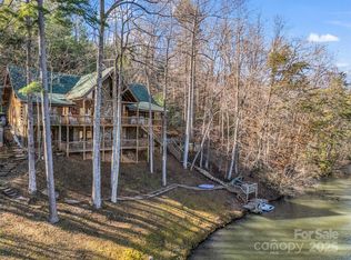 446 Rainbow Cir, Lake Lure, NC 28746