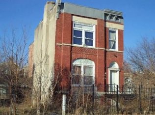 1902 S Sawyer Ave, Chicago, IL