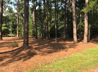 2 Rockland Ct, Pinehurst, NC 28374
