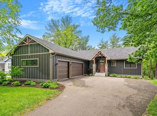 4169 Rice St, Shoreview, MN 55126