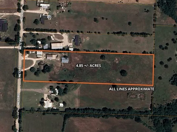 10904 Metz Rd, Sanger, TX 76266
