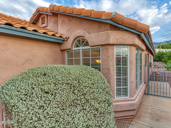 3rd image of 5286 N Canyon Way
