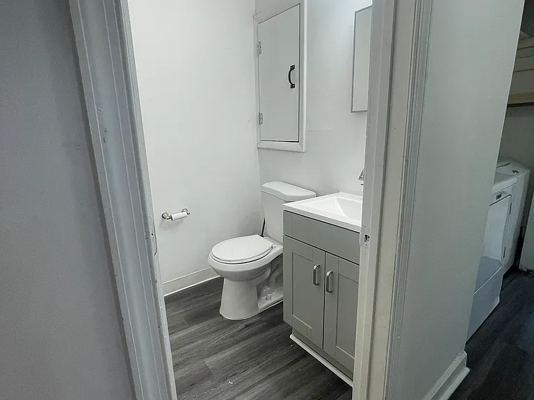159 Cross Keys Rd #E — Photo 16