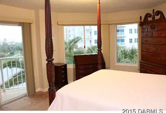 2nd image of 3 Oceans West Blvd APT 4D4