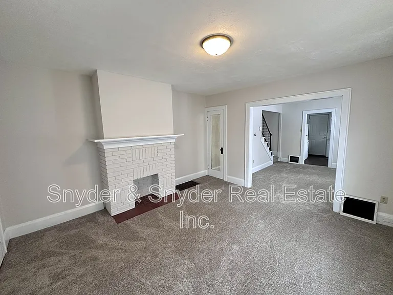 2052 16th St SW — Photo 5