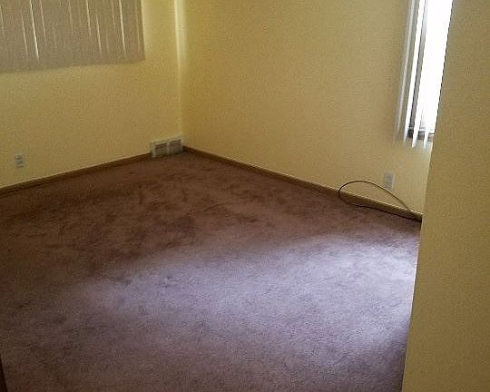 4th image of 14411 Park Ave