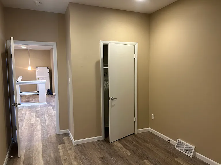3449 Melwood Ave #1B — Photo 6