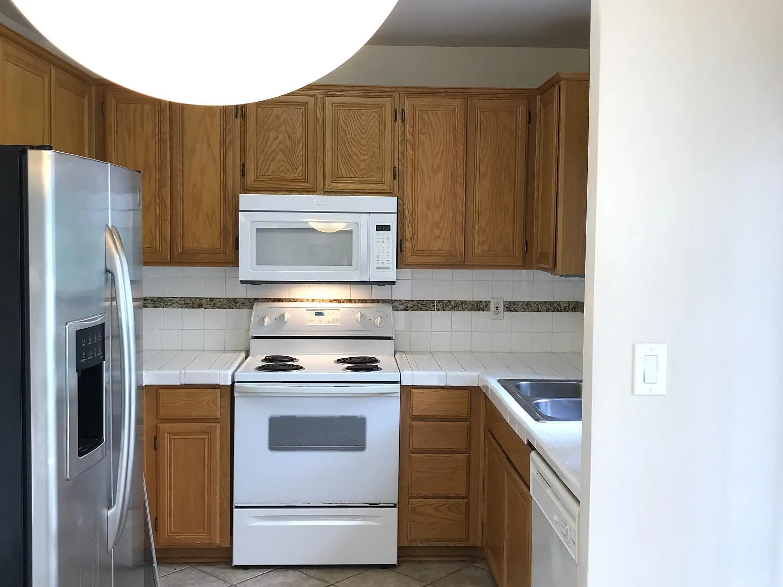 2 bed, 800 sqft, $3,395 — Photo 4