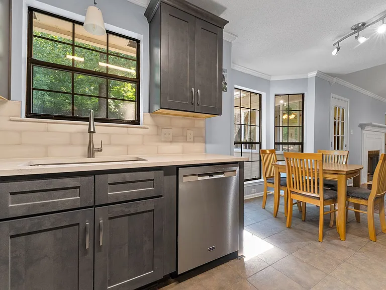 3812 Lakewood Valley Dr — Photo 10