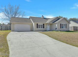 110 Foxlair Dr, Hubert, NC 28539