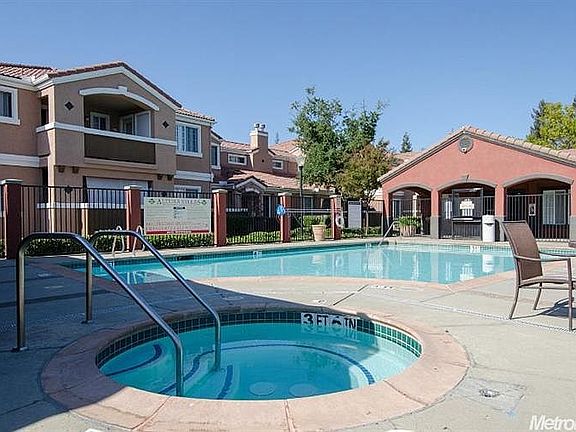 3rd image of 885 Halidon Way APT 617