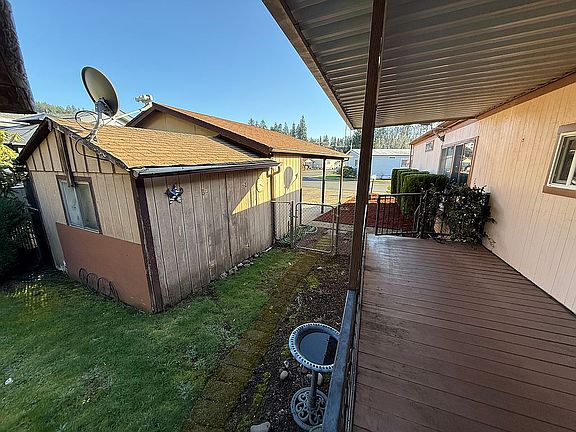 4th image of 658 S 57th St Spc 22