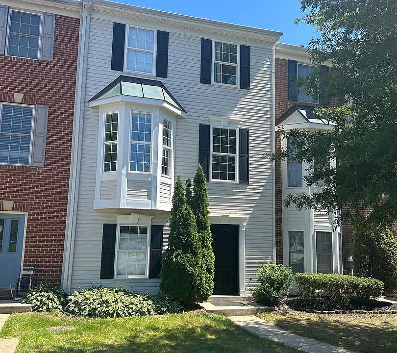 1st image of 1035 Carbondale Way