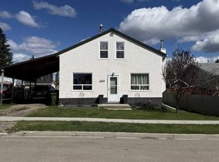 4820 17th Ave, Edson, AB T7E 1G4