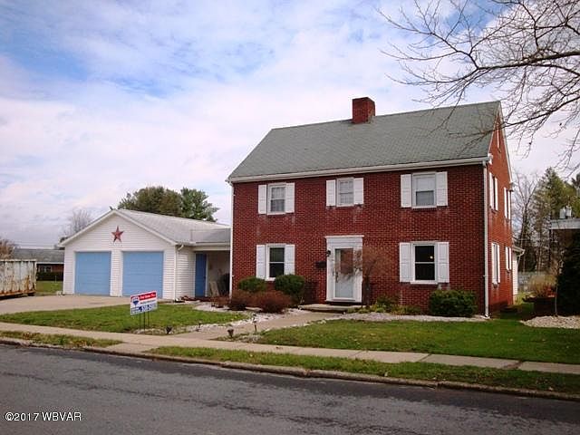 1st image of 914 Ash St