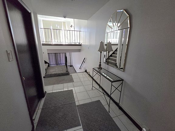 3rd image of 6839 Kingston Rd