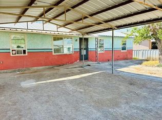 2122 S Alamo St, Pecos, TX 79772