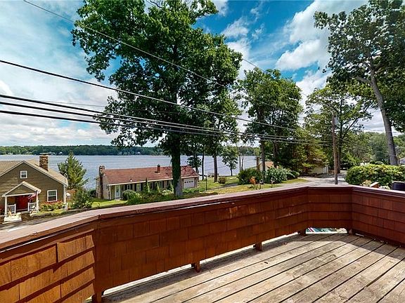 4th image of 170 Deepwood Dr