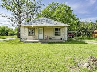 1201 English St, Cleburne, TX 76031