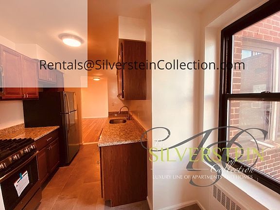4th image of 35-05 Parsons Blvd #7LL