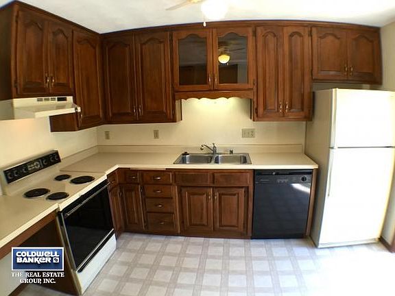 kitchen with good workspace