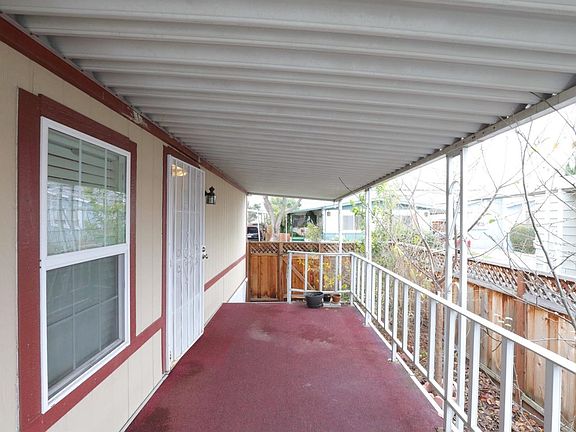 5th image of 263 El Bosque Dr #263